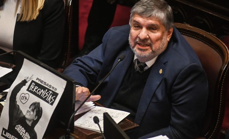 mayans-cruzo-al-gobierno-por-la-sesion-del-senado:-“fue-plenamente-valida,-es-una-estupidez-negarlo”