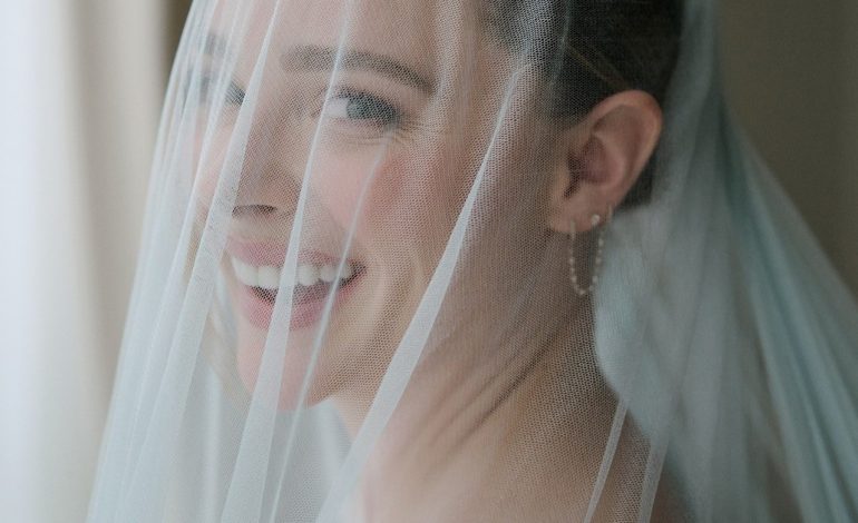la-boda-secreta-de-una-de-las-“reinas-del-terror”,-chloe-grace-moretz:-mira-todos-los-detalles