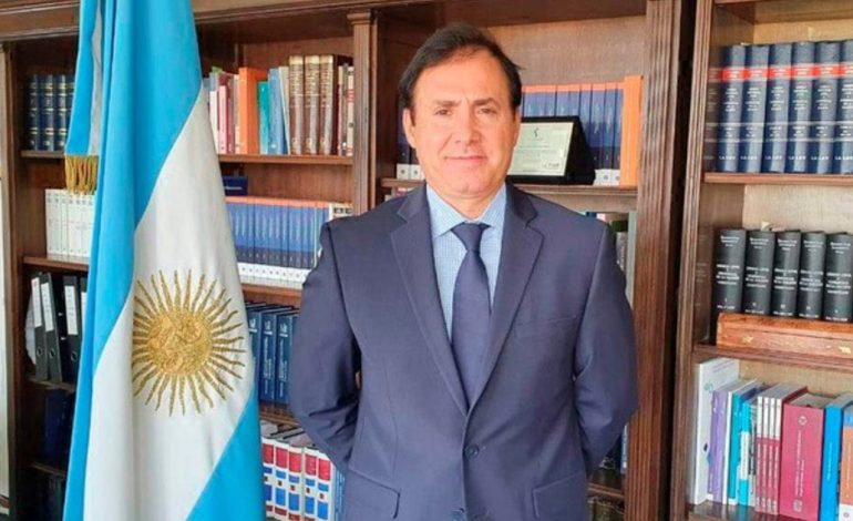colegios-de-abogados-criticaron-al-juez-que-prohibio-difundir-los-audios-de-karina-milei
