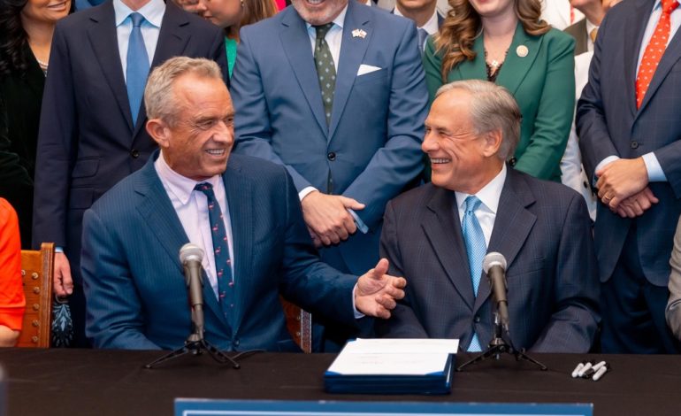 greg-abbott-firmo-un-paquete-de-leyes-que-cambiaran-las-reglas-en-la-salud-de-todo-texas