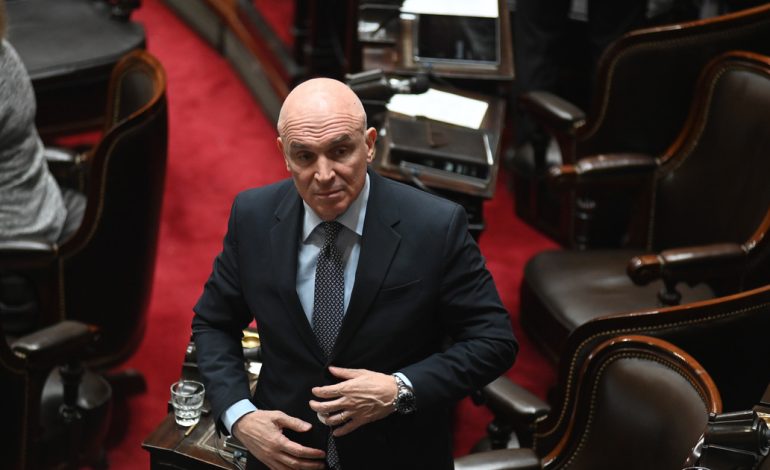 el-kirchnerismo-presiona-para-sacar-a-espert-del-debate-por-la-ley-de-presupuesto:-lo-acusa-de-tener-vinculo-con-un-narco