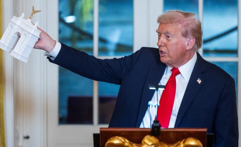 ¿que-es-el-“arc-de-trump”?-todo-lo-que-se-sabe-sobre-el-nuevo-monumento-que-planea-la-casa-blanca-en-washington-dc.