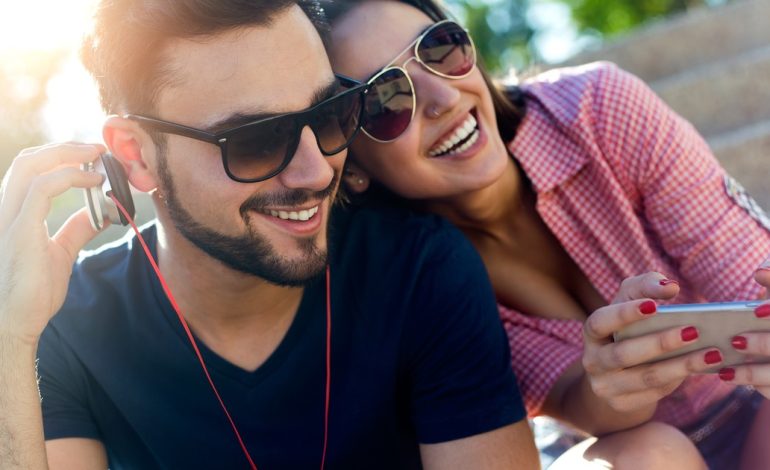 como-saber-si-tu-amigo-esta-enamorado-de-ti,-segun-la-psicologia