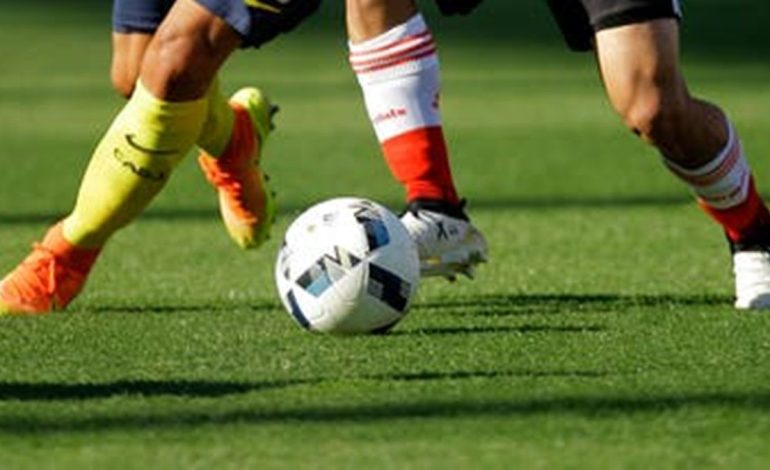 SAN FRANCISCO: MURIÓ MIENTRAS JUGABA AL FÚTBOL.