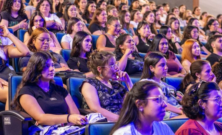  AVAL DE MÁXIMO ESTÁNDAR: LA LICENCIATURA EN ENFERMERÍA DE LA UPC FUE APROBADA POR LA CONEAU.