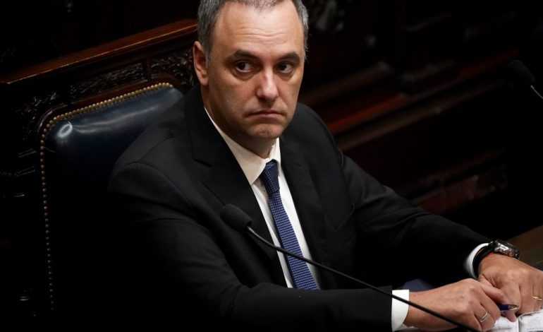 adorni-gate:-el-oficialismo-ahora-duda-de-sesionar-en-el-senado-para-evitar-un-mayor-desgaste