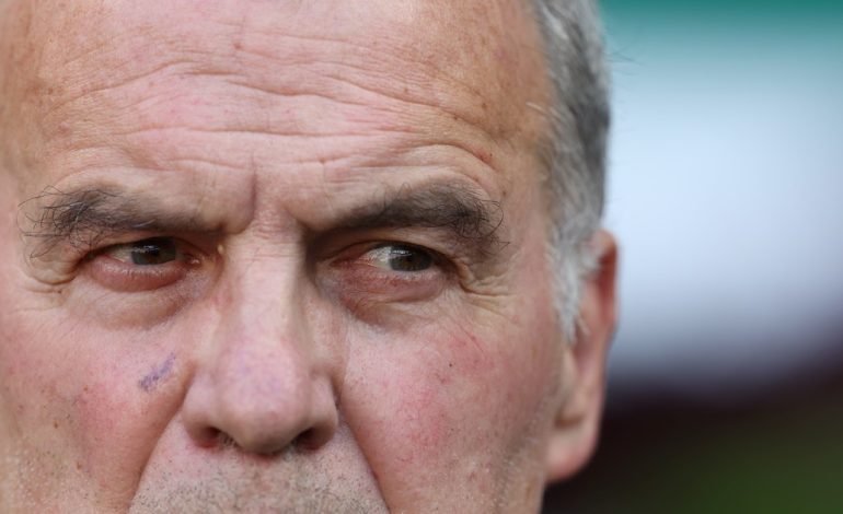 triste,-solitario-y-¿final?:-asi-fue-la-llegada-de-marcelo-bielsa-a-montevideo-tras-la-prematura-y-dolorosa-eliminacion-de-uruguay-del-mundial-2026
