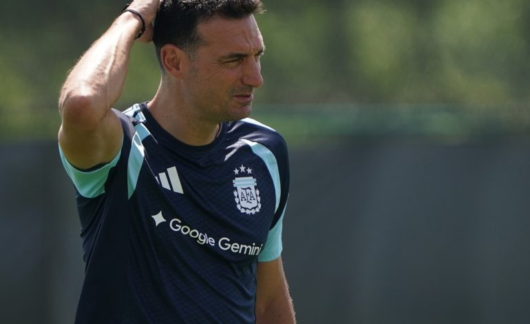 lionel-scaloni-y-los-tres-lugares-con-dudas-en-la-seleccion:-¿que-variantes-le-da-cada-jugador-para-contrarrestar-la-amenaza-de-cabo-verde?