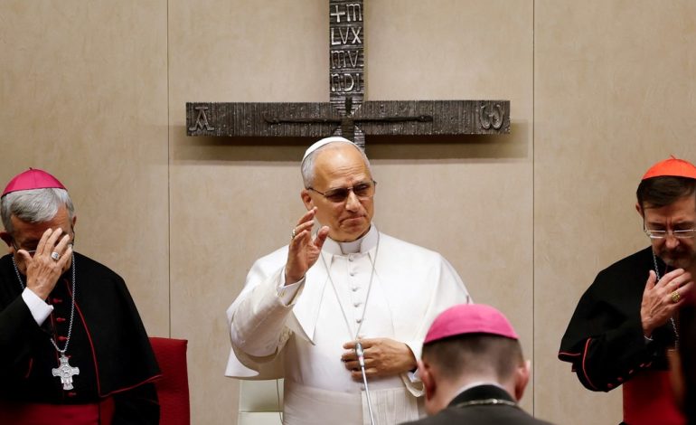 Un grupo católico disidente desafía a León XIV: nombró cuatro obispos sin el consentimiento del Papa
