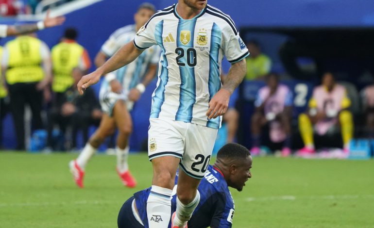 Alexis Mac Allister, de los «pequeños cambios» en la Selección a la anécdota del gimnasio con Mo Salah: «No hay ningún partido fácil»