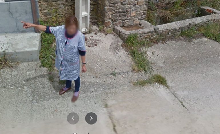 un-coche-de-google-maps-se-perdio-en-un-pueblo-espanol-y-pidio-indicaciones-a-una-senora
